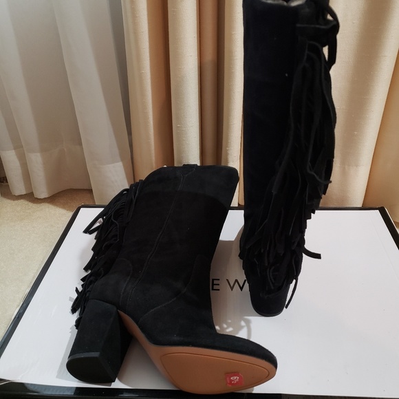 Suede boots - Picture 3 of 3